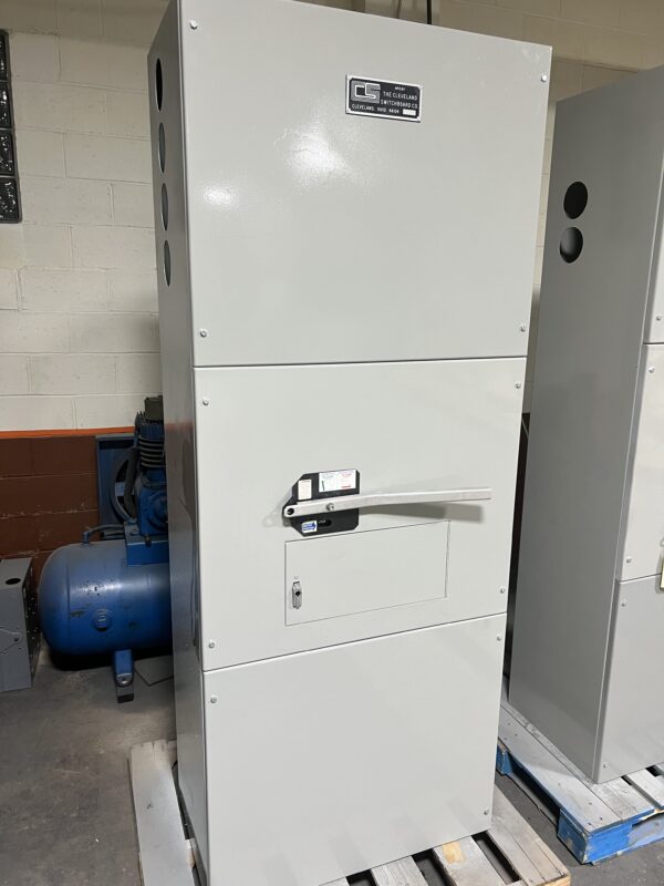 Maker: The Cleveland SwitchBoard Co. 1600 Amp Fused Pringle Switch Enclosed Fully Refurbished and Tested